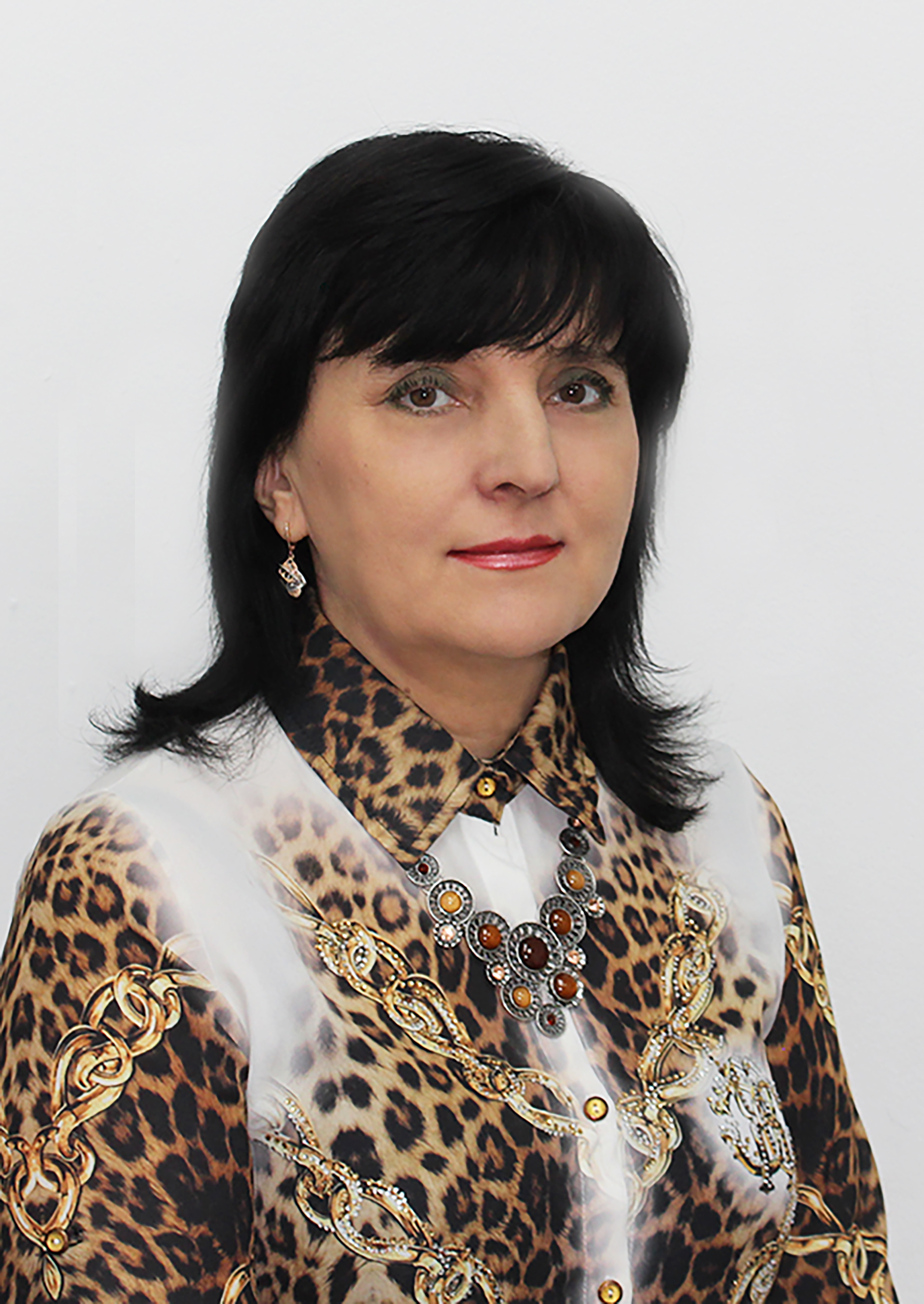 Цыканова Лариса Анатольевна.
